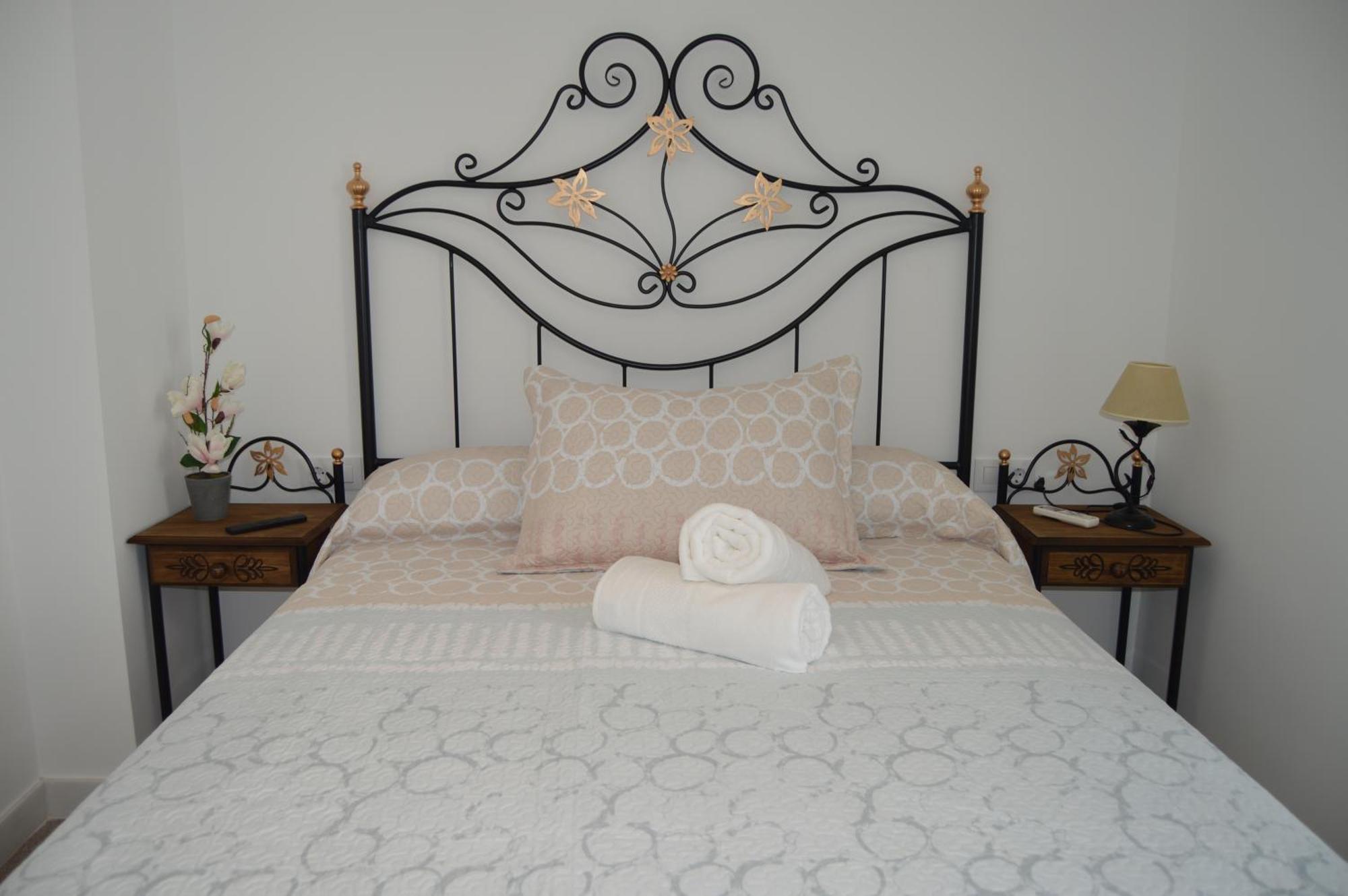 Apartamentos El Aljibe Relax Tourist Кордова Экстерьер фото